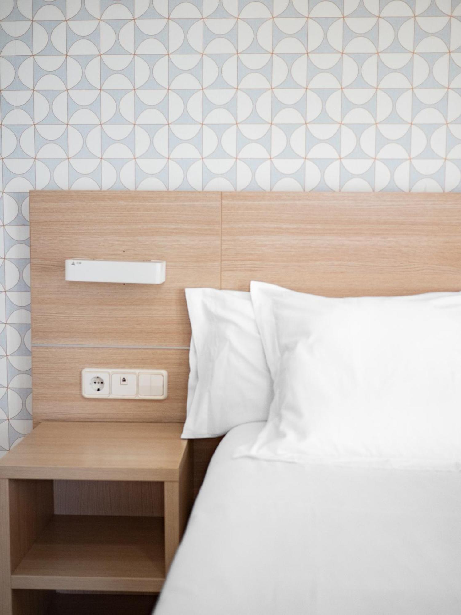 Aparthotel Solifemar Castelldefels Exterior photo